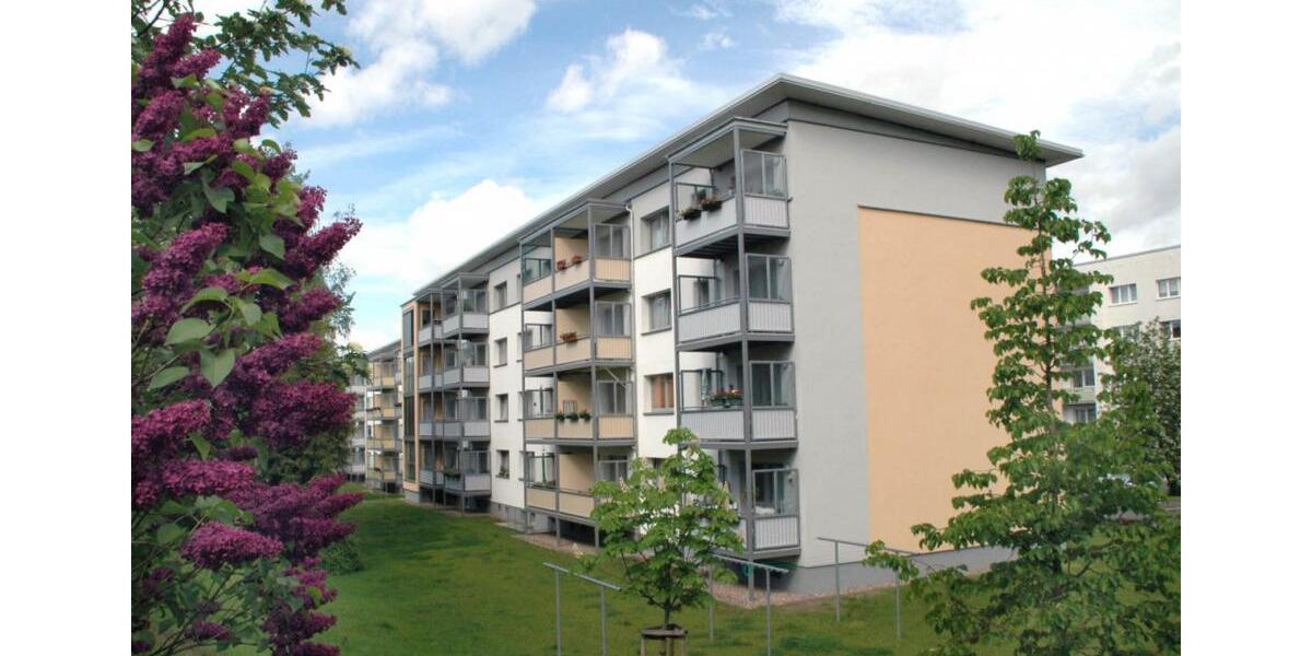Etagenwohnung Saalfeld (Saale) - 2 Zimmer, 61 m&sup2;, 391&euro; | Angebot:26476627