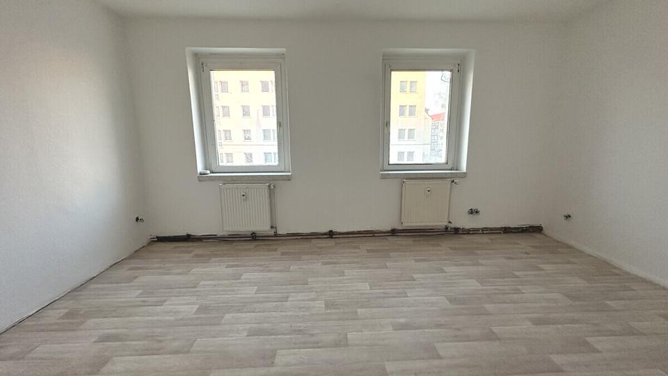 Etagenwohnung Dessau-Roßlau Dessau - 5 Zimmer, 110 m&sup2;, 820&euro; | Angebot:26518941