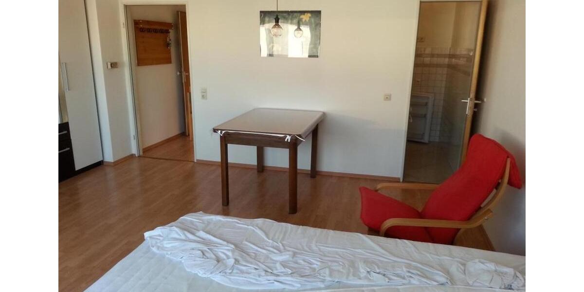 Etagenwohnung Neu-Ulm Ludwigsfeld - 1 Zimmer, 33 m&sup2;, 445&euro; | Angebot:26050405