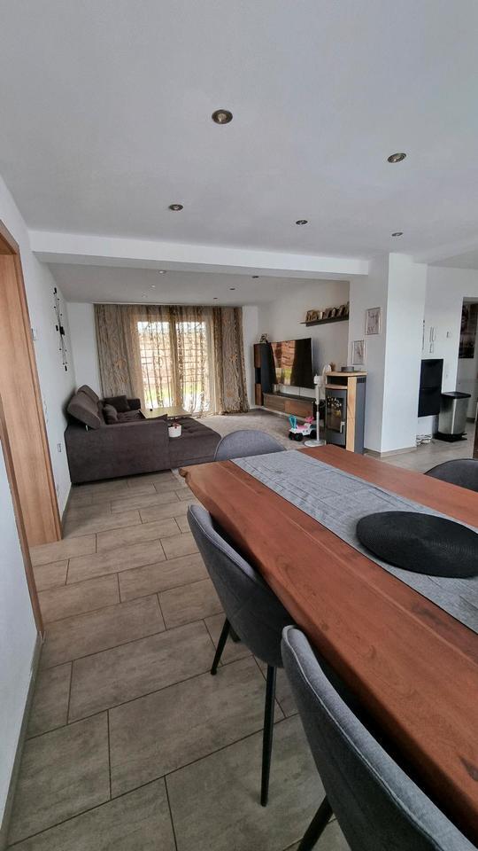 3-Zimmer Wohnung zu Vermieten zimmer
