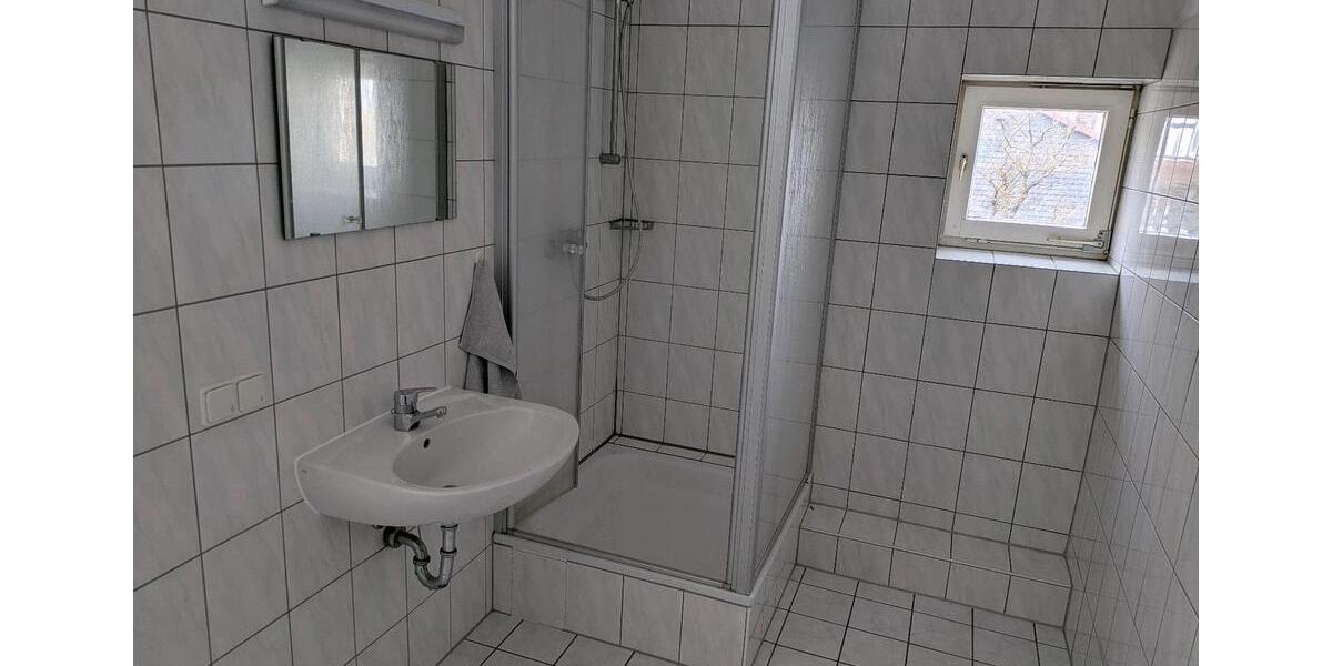 Etagenwohnung Malsfeld - 5 Zimmer, 130 m&sup2;, 800&euro; | Angebot:25902138