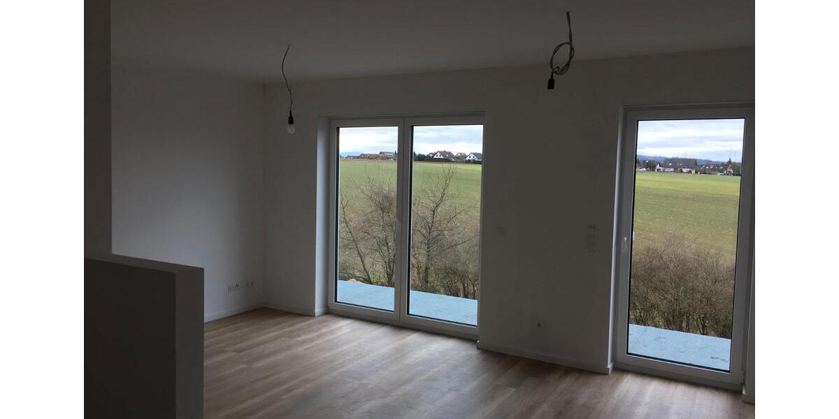 Dachgeschoßwohnung Hünfeld - 4 Zimmer, 98 m&sup2;, 910&euro; | Angebot:26507568