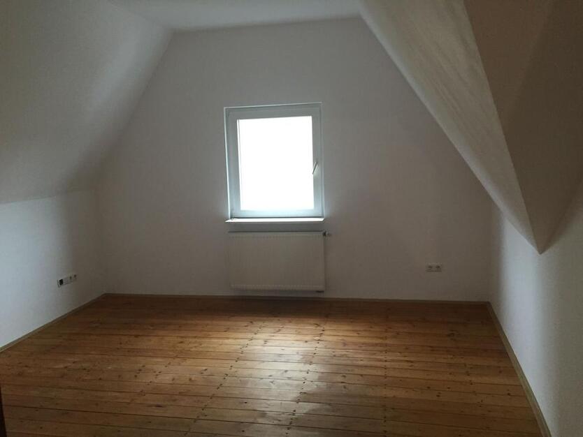 Charmante AltbauWohnung mit Skyline - Blick in ruhiger Wohnlage