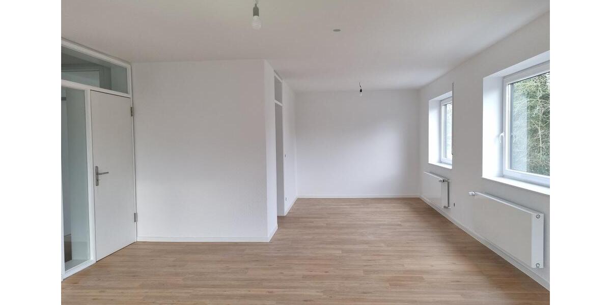 Etagenwohnung Lingen (Ems) - 3 Zimmer, 104 m&sup2;, 920&euro; | Angebot:26600919