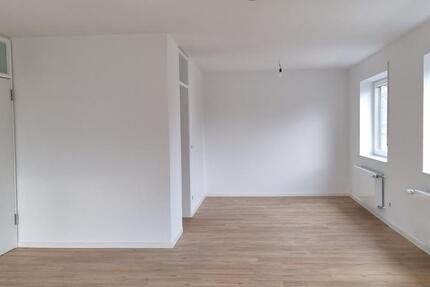 Wohnung Lingen (Ems) - 3 Zimmer, 104 m&sup2;, 920&euro; | Angebot:26600919