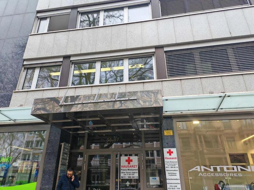 PROVISIONSFREIE VERMIETUNG 13,50 p.qm MIT KLIMANALAGE MODERNE 2 BÜROETAGEN je 400qm TEILBAR ab 180qm BAHNHOFSTR WIESBADEN