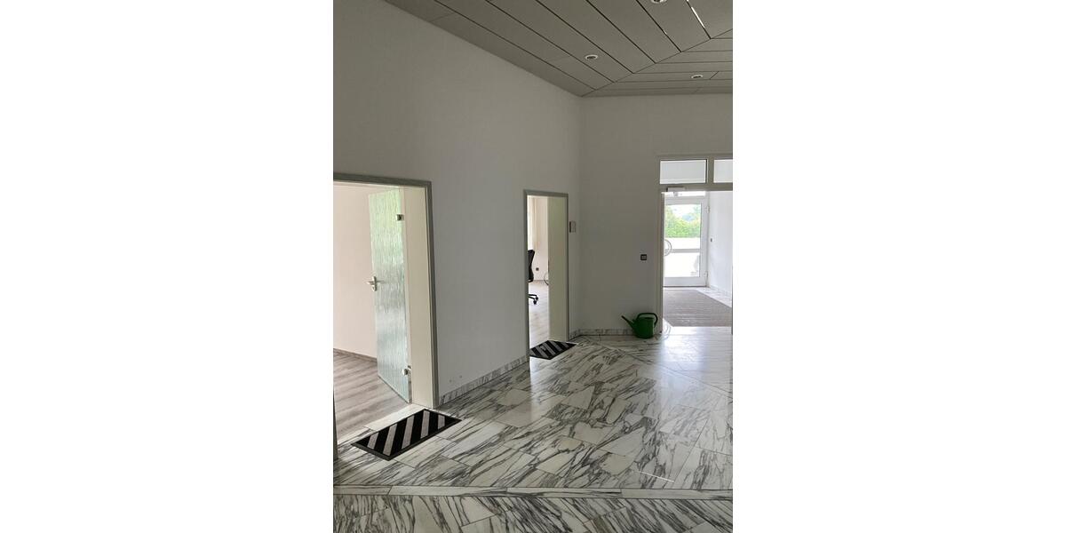 Gewerbeobjekt Tirschenreuth - 5&euro; | Angebot:19384541