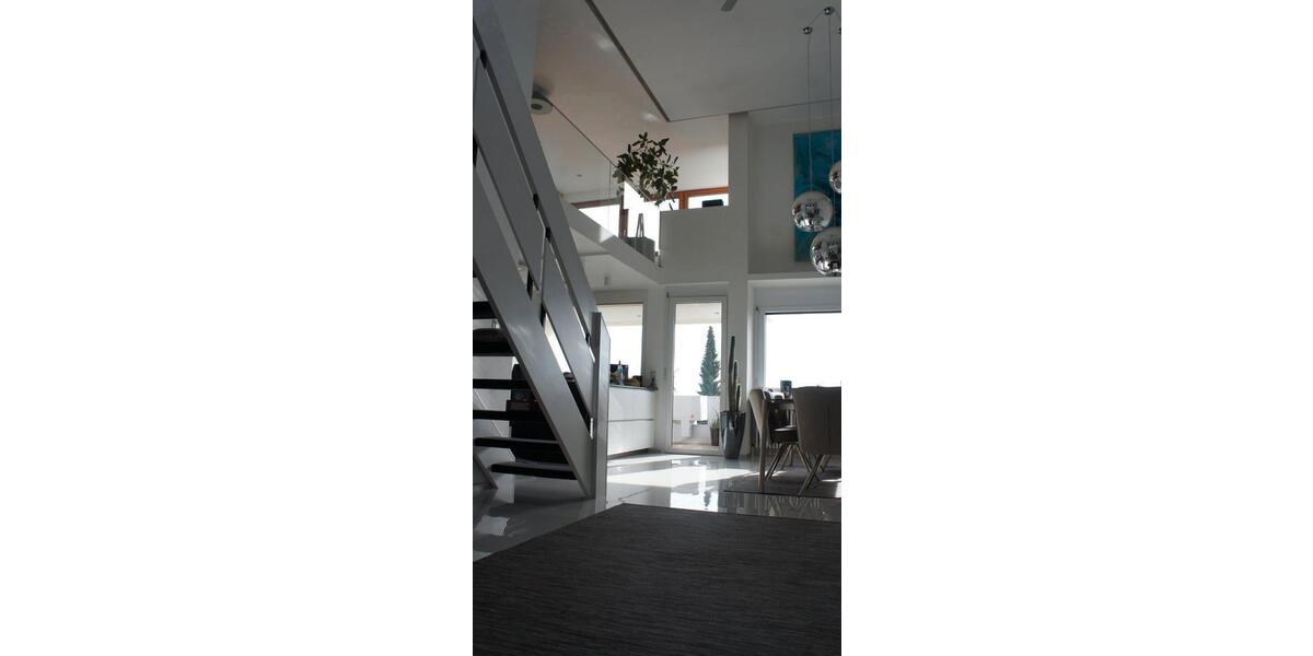 Wohnen auf Zeit Esslingen am Neckar Brühl - 6 Zimmer, 200 m&sup2;, 400&euro; | Angebot:25901250