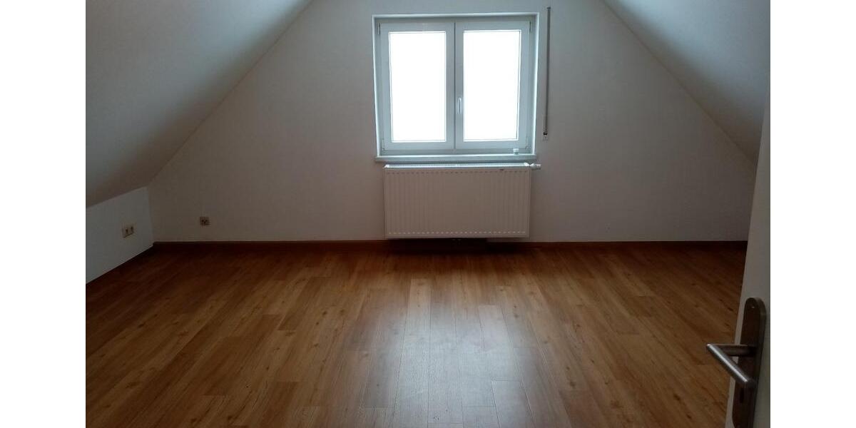 Einfamilienhaus Ihrlerstein - 6 Zimmer, 137 m&sup2;, 1.250&euro; | Angebot:26614473