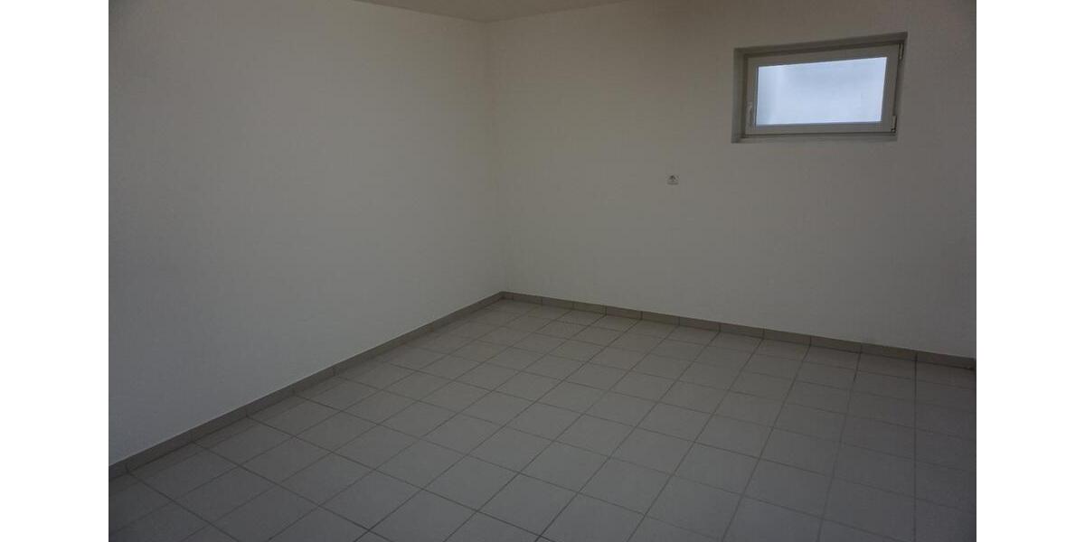 Doppelhaushälfte Herrieden - 5 Zimmer, 106 m&sup2;, 1.160&euro; | Angebot:25977754