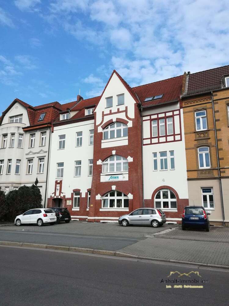 Wohnung zum Mieten in Bitterfeld 660 € 120 m²
