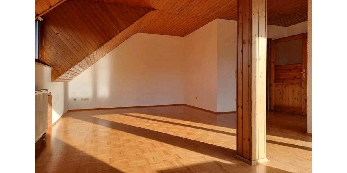 Dachgeschoßwohnung Karlsruhe Grötzingen - 3.5 Zimmer, 100 m&sup2;, 1.485&euro; | Angebot:26605044