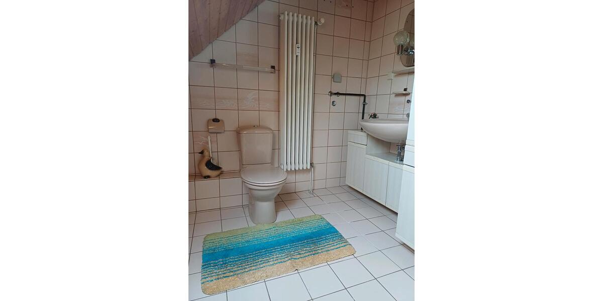 Dachgeschoßwohnung Heusweiler - 3 Zimmer, 70 m&sup2;, 670&euro; | Angebot:26512277