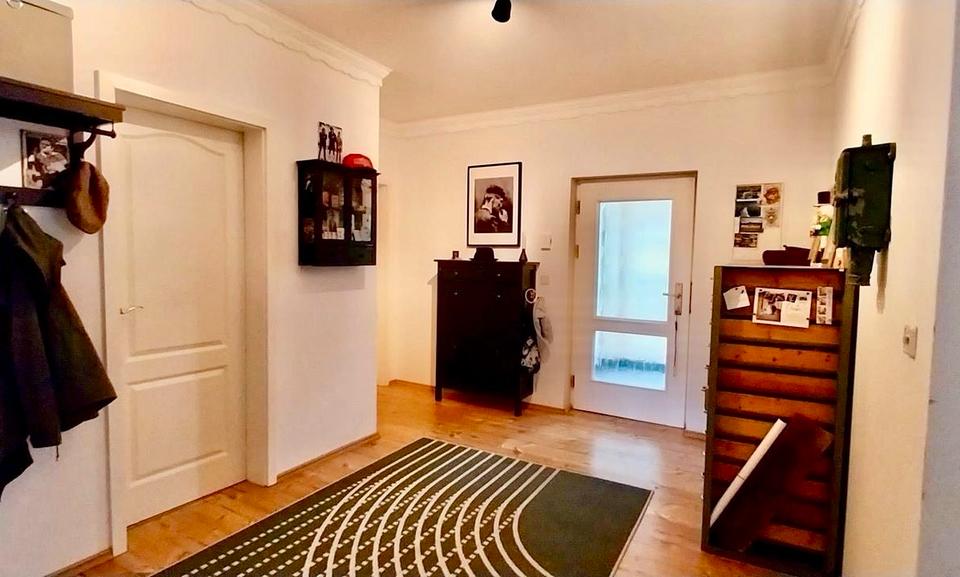 Hochparterre Potsdam Industriegelände - 3 Zimmer, 120 m&sup2;, 1.899&euro; | Angebot:26048971