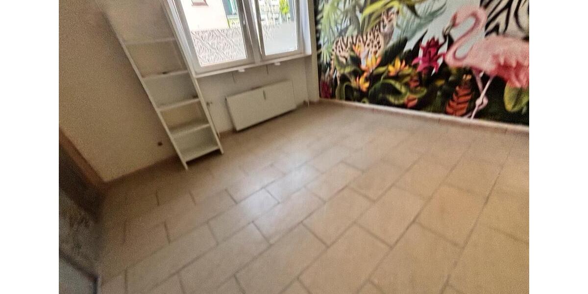 Erdgeschoßwohnung Solingen Central - 2 Zimmer, 61 m&sup2;, 775&euro; | Angebot:26602692