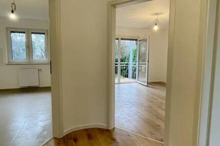 Exklusive Wohnung mit gehobener Ausstattung und großem Garten 2 zimmer