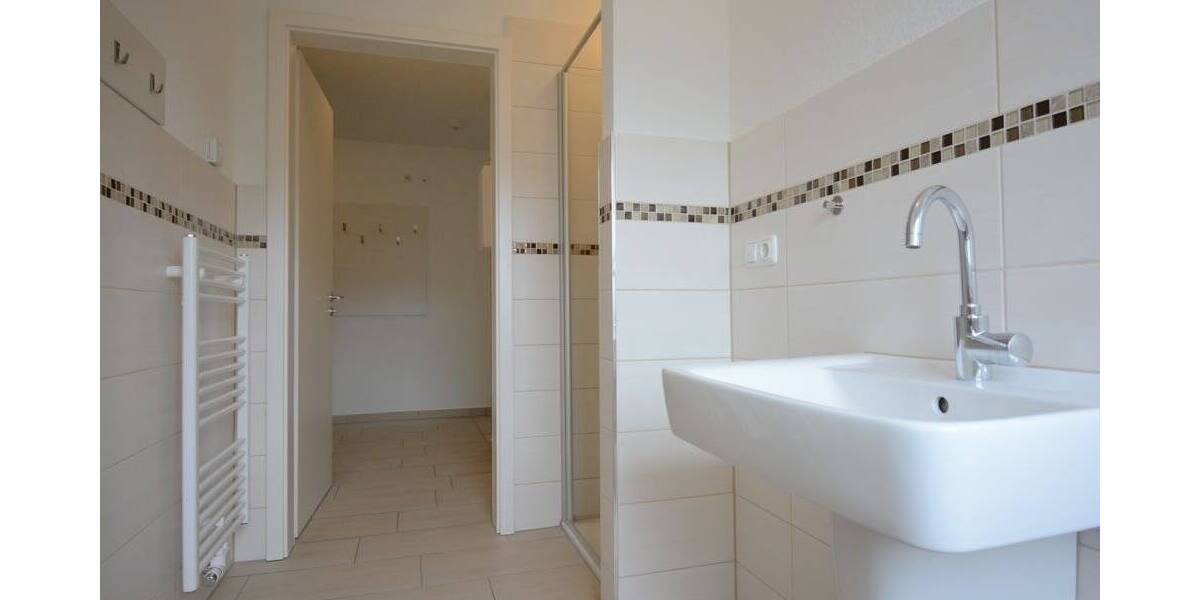 Etagenwohnung Heide - 3 Zimmer, 100 m&sup2;, 980&euro; | Angebot:25819087