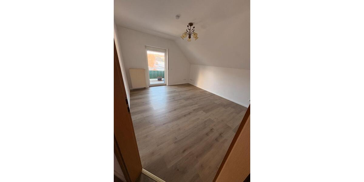 Dachgeschoßwohnung Betzdorf - 2 Zimmer, 60 m&sup2;, 640&euro; | Angebot:24795435