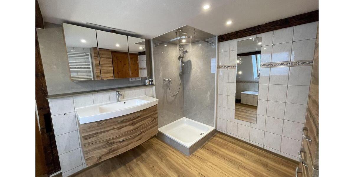 Maisonettenwohnung Schwäbisch Gmünd - 6 Zimmer, 125 m&sup2;, 1.250&euro; | Angebot:26611834