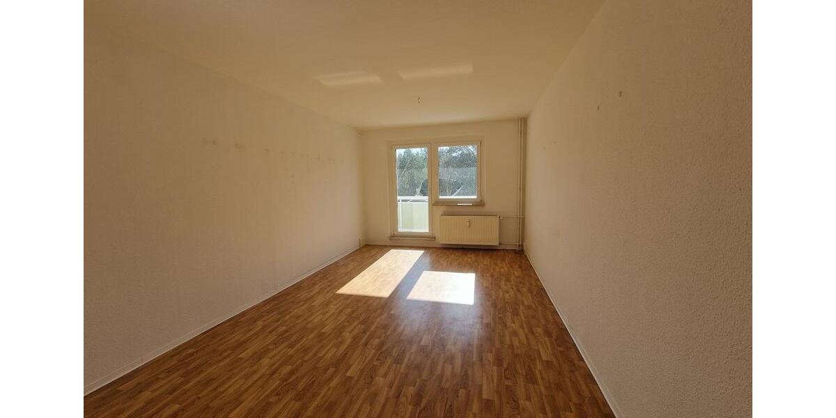 Etagenwohnung Gardelegen - 3 Zimmer, 72 m&sup2;, 216&euro; | Angebot:25379559