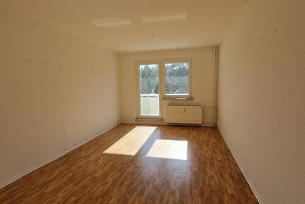 Wohnung Gardelegen - 3 Zimmer, 72 m&sup2;, 216&euro; | Angebot:25379559