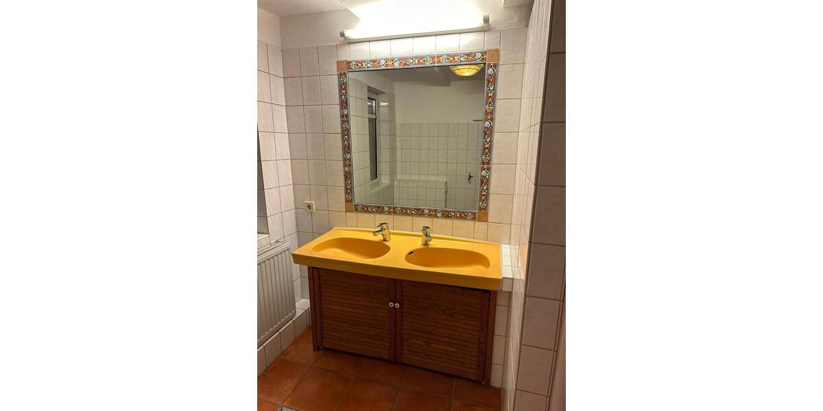 Dachgeschoßwohnung Wolfsburg - 3 Zimmer, 60 m&sup2;, 448&euro; | Angebot:26556542