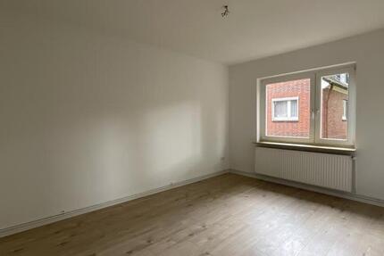 Renovierte 3-Zimmer-Wohnung mit Dusche in Wilhelmshaven City!