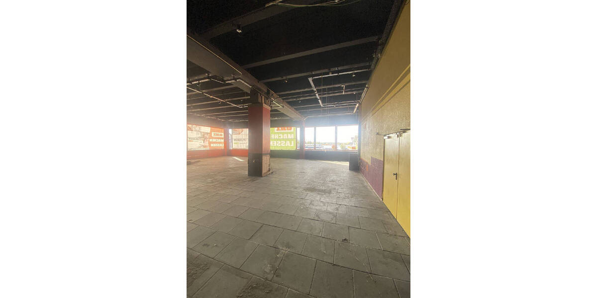 Einfamilienhaus Singen (Hohentwiel) Singen - 7.500&euro; | Angebot:23802259