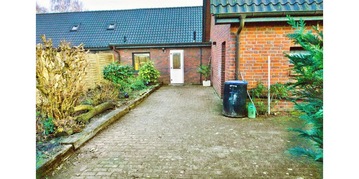Doppelhaushälfte Wilhelmshaven - 2 Zimmer, 87 m&sup2;, 700&euro; | Angebot:25965607