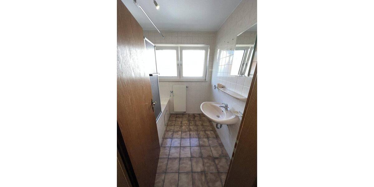 Etagenwohnung Schwäbisch Gmünd-OST Schwäbisch Gmünd - 4 Zimmer, 85 m&sup2;, 900&euro; | Angebot:26791177