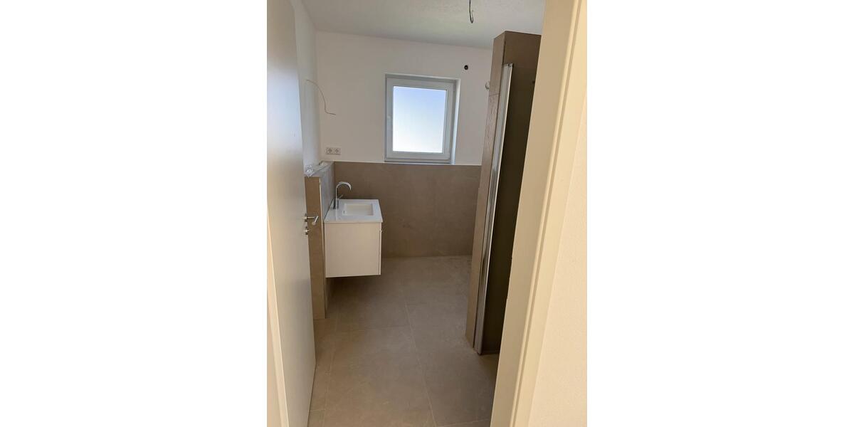 Etagenwohnung Trunkelsberg - 3 Zimmer, 80 m&sup2;, 1.200&euro; | Angebot:26697450