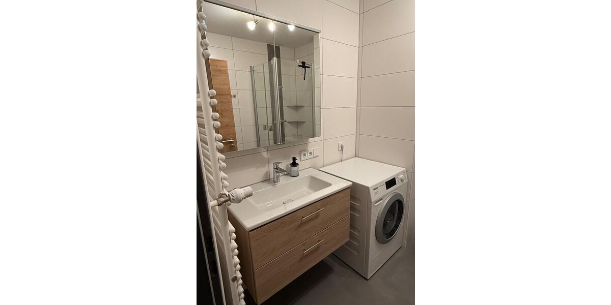 Etagenwohnung Gunzenhausen - 2 Zimmer, 64 m&sup2;, 800&euro; | Angebot:25394678