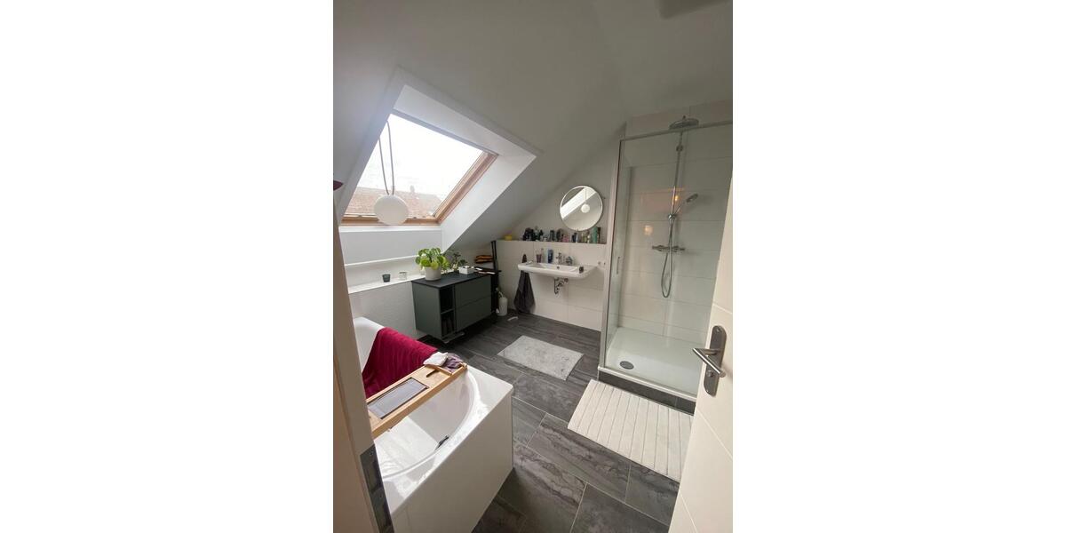 Etagenwohnung Ettlingen - 5 Zimmer, 120 m&sup2;, 1.450&euro; | Angebot:24489516