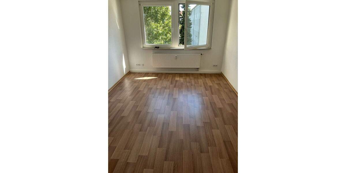 Etagenwohnung Bitterfeld-Wolfen Wolfen - 2 Zimmer, 46 m&sup2;, 323&euro; | Angebot:25706261