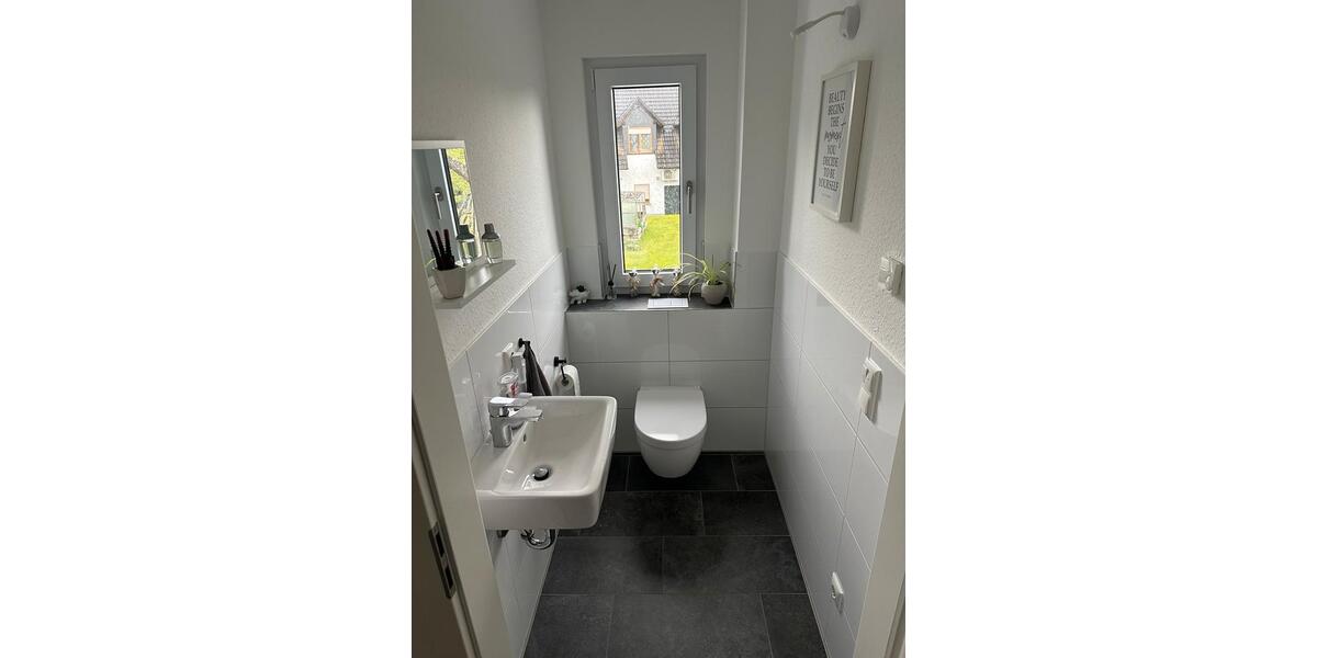 Einfamilienhaus Mömbris - 6 Zimmer, 139 m&sup2;, 1.850&euro; | Angebot:24820194