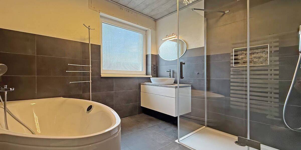 Etagenwohnung Lüchow (Wendland) Lüchow - 4 Zimmer, 104 m&sup2;, 930&euro; | Angebot:26246579