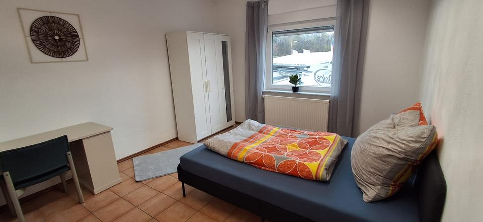 Wohnen auf Zeit Homburg - 7 Zimmer, 17 m&sup2;, 465&euro; | Angebot:26180701