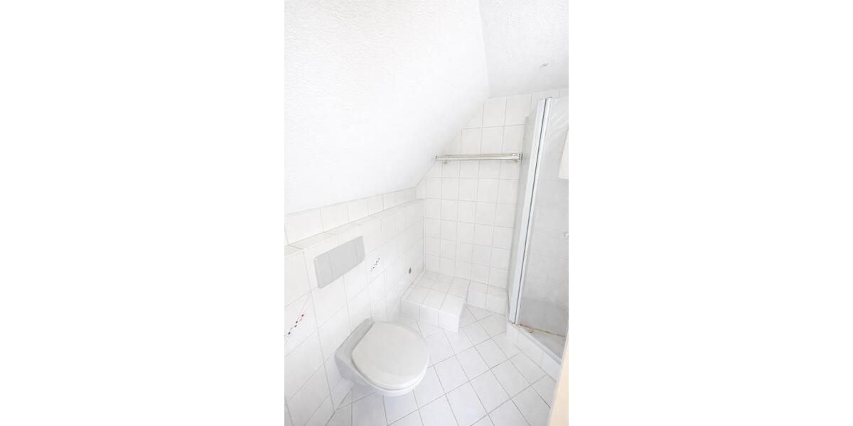 Dachgeschoßwohnung Meeder - 1 Zimmer, 20 m&sup2;, 305&euro; | Angebot:26075460