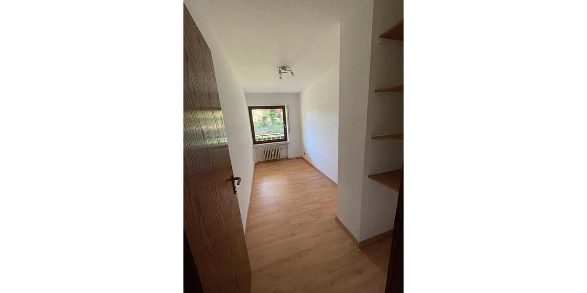 Erdgeschoßwohnung Bad Oeynhausen - 3 Zimmer, 69 m&sup2;, 660&euro; | Angebot:25087095