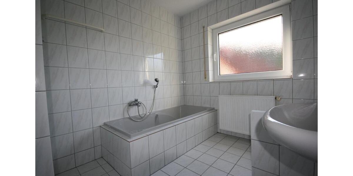 Dachgeschoßwohnung Winnweiler - 3 Zimmer, 89 m&sup2;, 750&euro; | Angebot:25265185