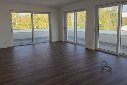 Wohnung Döbeln - 2 Zimmer, 105 m&sup2;, 1.214&euro; | Angebot:25156322