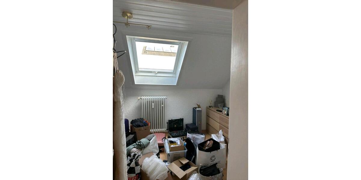 Etagenwohnung Leonberg - 3 Zimmer, 76 m&sup2;, 1.090&euro; | Angebot:25325043