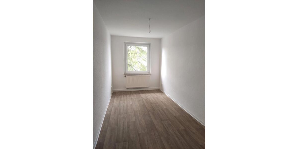 Dachgeschoßwohnung Meiningen - 4 Zimmer, 70 m&sup2;, 510&euro; | Angebot:26588691