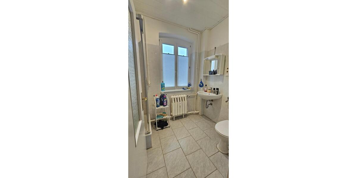 Erdgeschosswohnung in denkmalgeschütztem Haus im Zentrum 1 zimmer