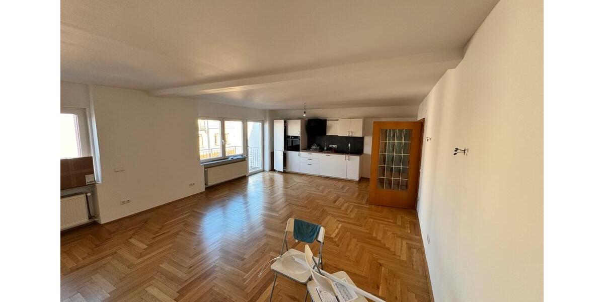 Exklusive, lichtdurchflutete 5,5 Zimmer-Wohnung - Saniert 5 zimmer