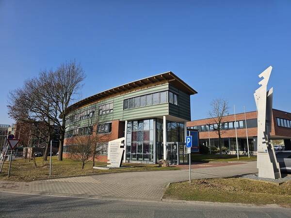 Gewerbeobjekt Osnabrück Schölerberg - 6 Zimmer, 126 m&sup2;, 1.430&euro; | Angebot:26160223