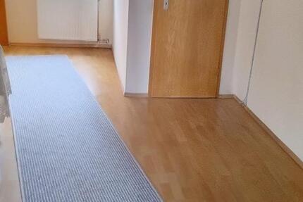 Wohnung Ohrdruf - 2 Zimmer, 75 m&sup2;, 450&euro; | Angebot:26597816