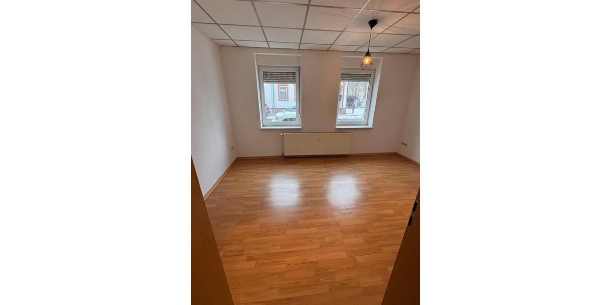 Erdgeschoßwohnung Groitzsch - 1 Zimmer, 41 m&sup2;, 310&euro; | Angebot:24728724