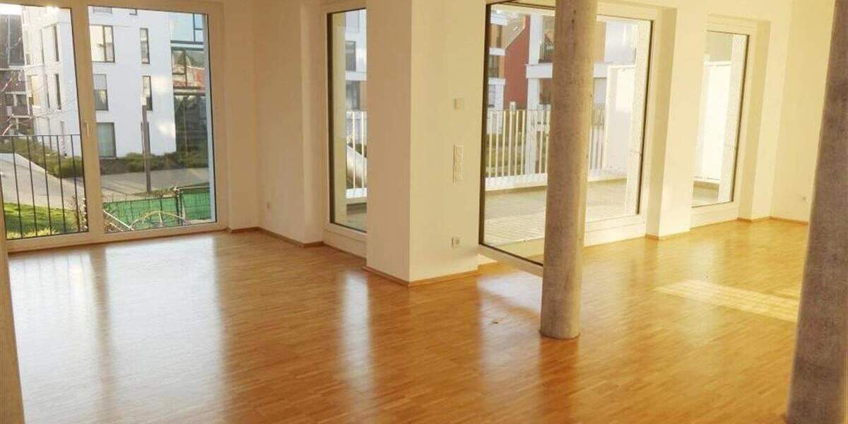 Zimmer Mönchengladbach Stadtmitte - 2 Zimmer, 103 m&sup2;, 1.379&euro; | Angebot:25778925