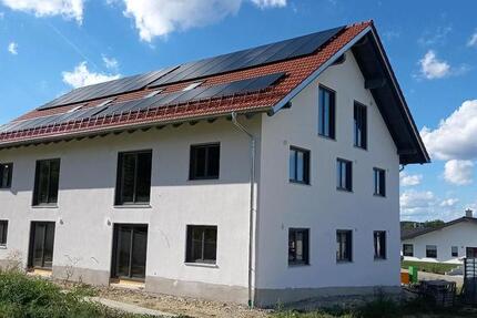 Wohnung Eichendorf - 3 Zimmer, 85 m&sup2;, 895&euro; | Angebot:27566803